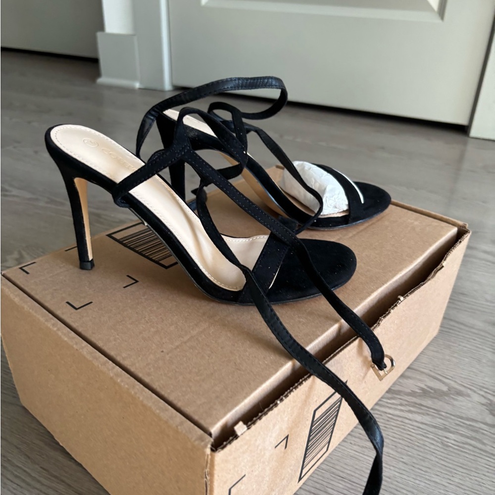 Chic Black Strappy Heels - Picture 2 of 5